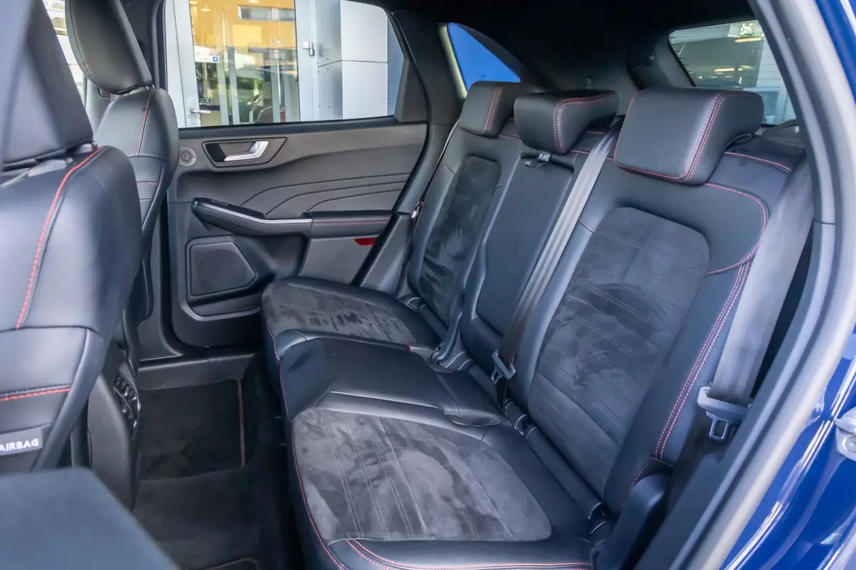 2.5 PHEV ST-Line X Trekhaak | Dodehoek detectie | Stoel- Stuurverwarming | Parkeersensoren | Keyless | Elek. Achterklep | Dodehoek Detectie | B&O | Apple Carplay/Android Auto | Achteruitrijc
