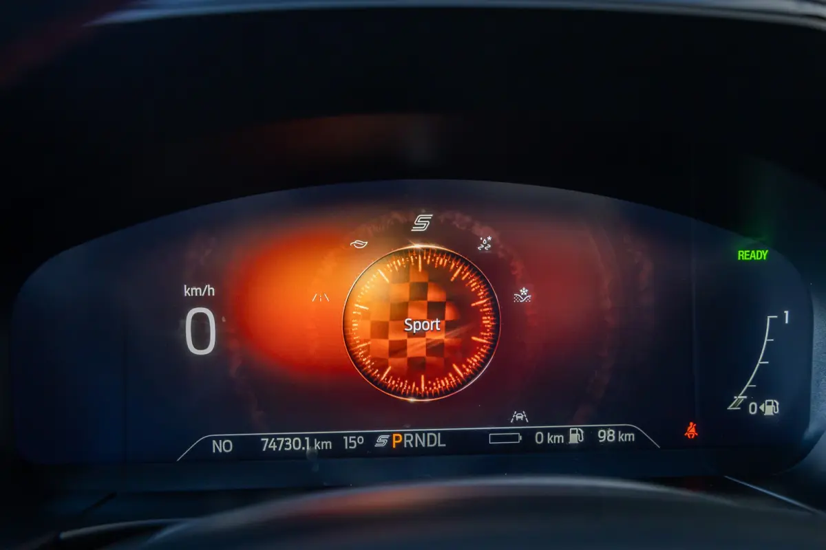 2.5 PHEV ST-Line X Trekhaak | Dodehoek detectie | Stoel- Stuurverwarming | Parkeersensoren | Keyless | Elek. Achterklep | Dodehoek Detectie | B&O | Apple Carplay/Android Auto | Achteruitrijc