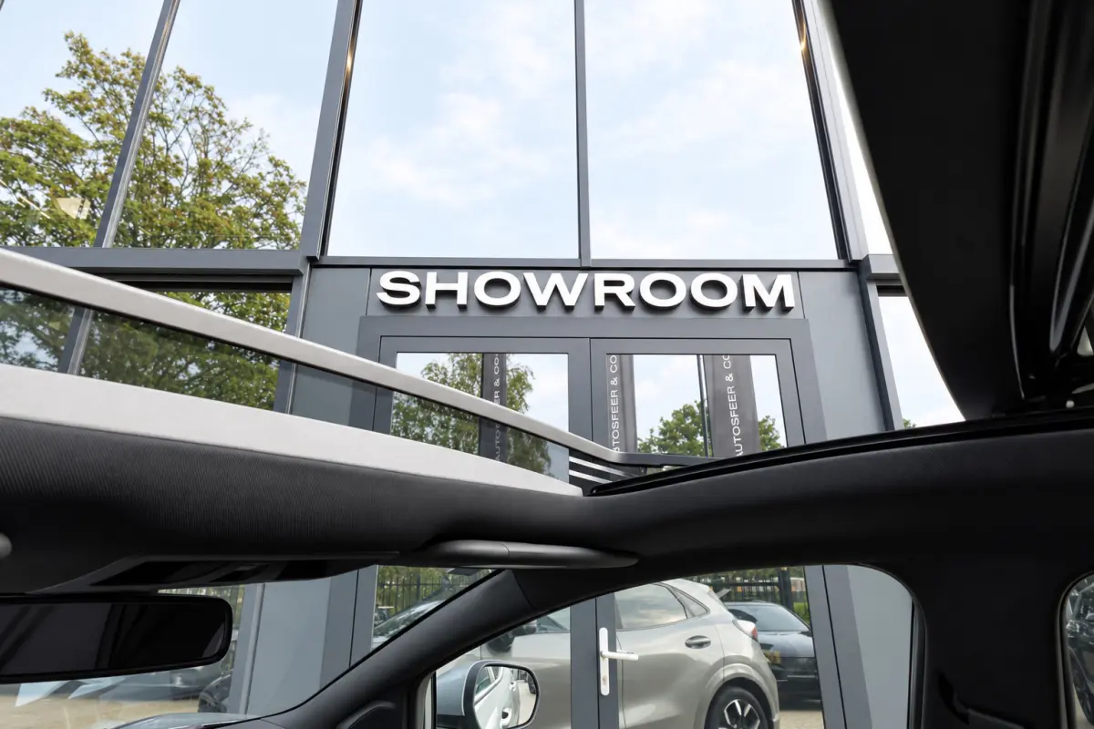 1.0 EcoBoost ST-Line X PANO B&O CAM