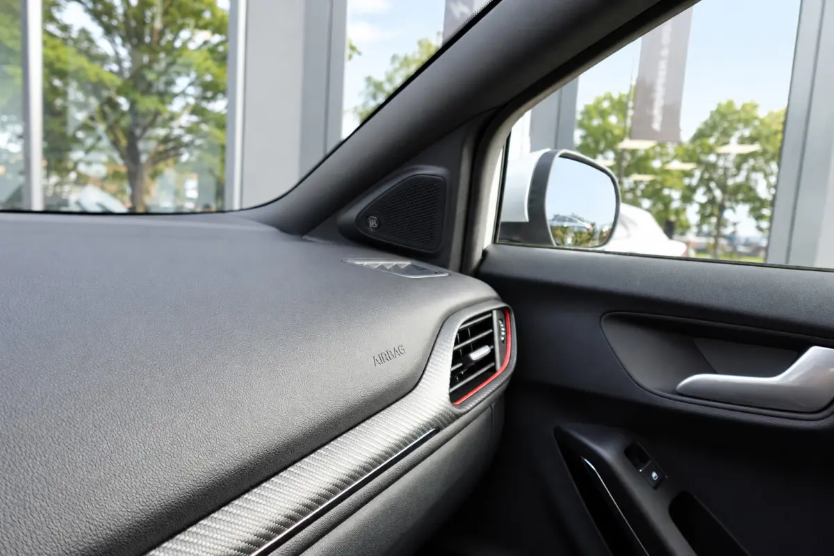 1.0 EcoBoost ST-Line X PANO B&O CAM
