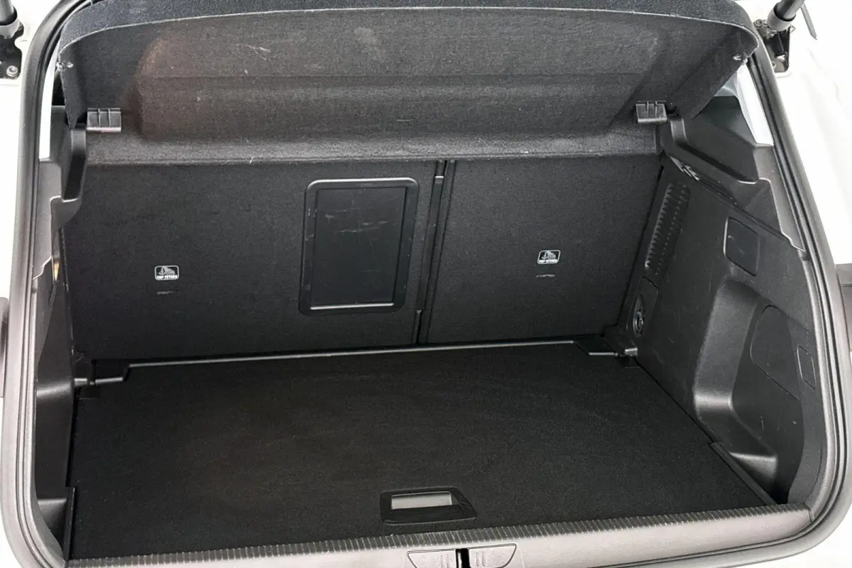 1.2 Turbo Level 3 Trekhaak Stuur/Stoelverwarming Keyless