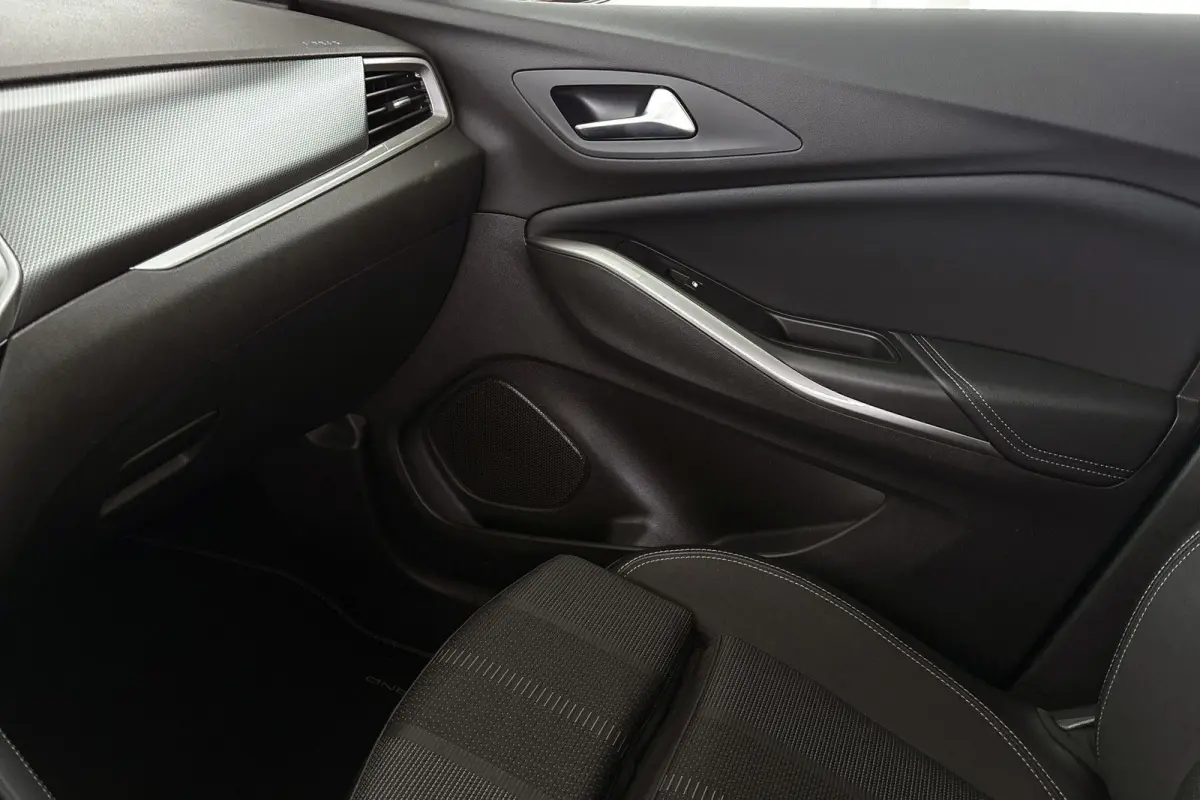1.2 Turbo Level 3 Trekhaak Stuur/Stoelverwarming Keyless