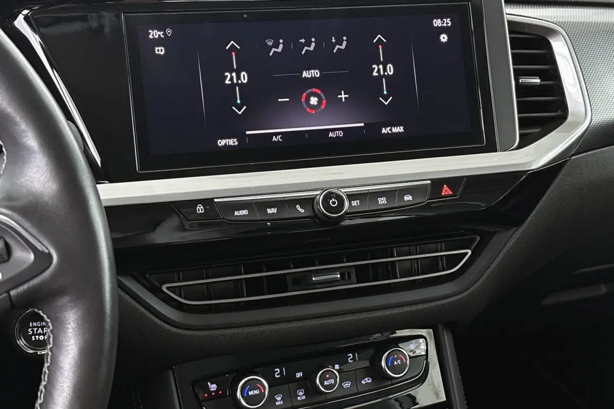 1.2 Turbo Level 3 Trekhaak Stuur/Stoelverwarming Keyless