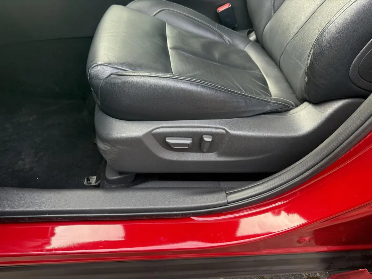 2.4 PHEV Business Intense+