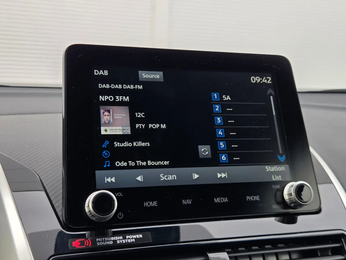 2.4 PHEV Exectutive Adaptive cruise control / apple carplay& android auto / Stoelverwarming voor en achter / stuurverwarming / key less entry/start