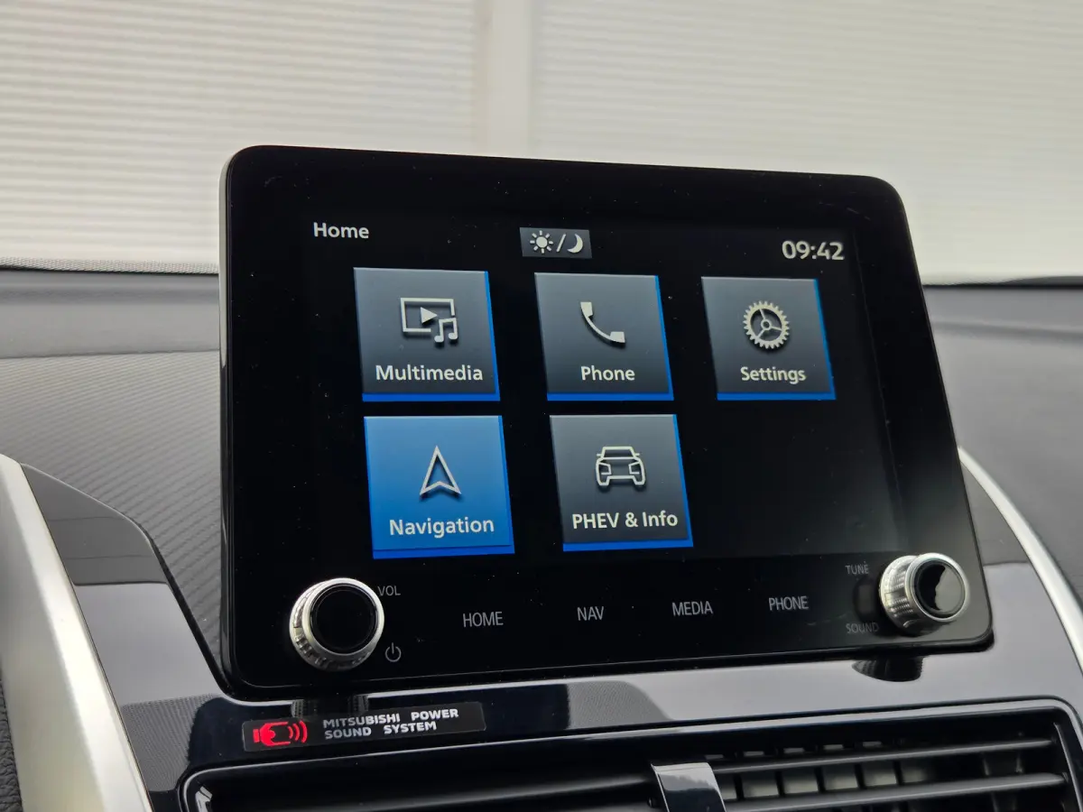 2.4 PHEV Exectutive Adaptive cruise control / apple carplay& android auto / Stoelverwarming voor en achter / stuurverwarming / key less entry/start