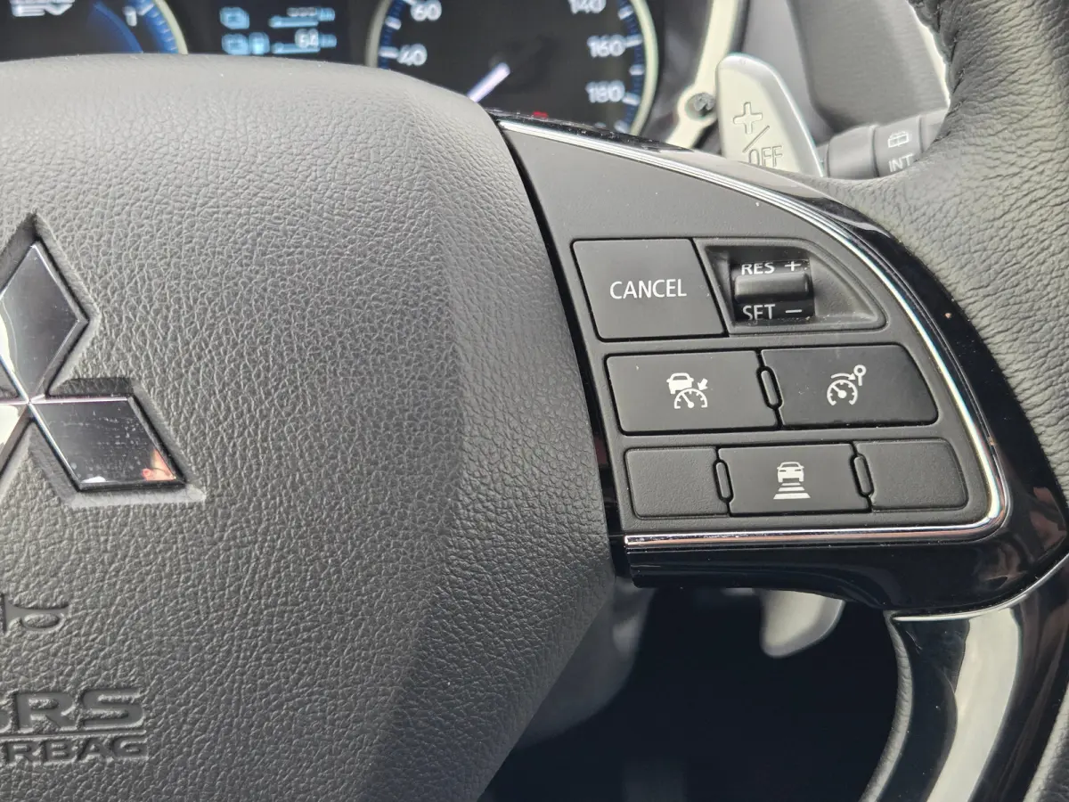 2.4 PHEV Exectutive Adaptive cruise control / apple carplay& android auto / Stoelverwarming voor en achter / stuurverwarming / key less entry/start