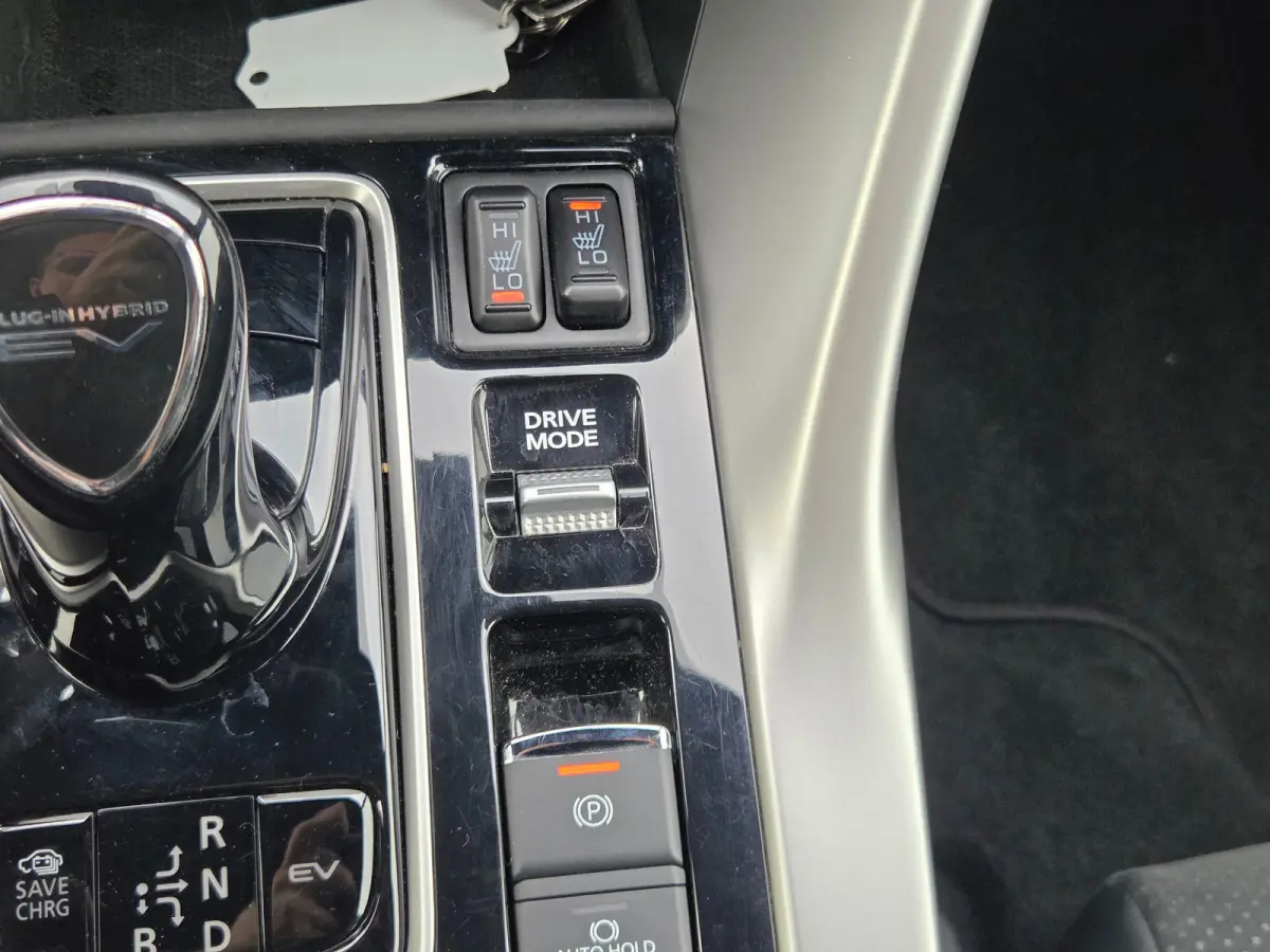 2.4 PHEV Exectutive Adaptive cruise control / apple carplay& android auto / Stoelverwarming voor en achter / stuurverwarming / key less entry/start