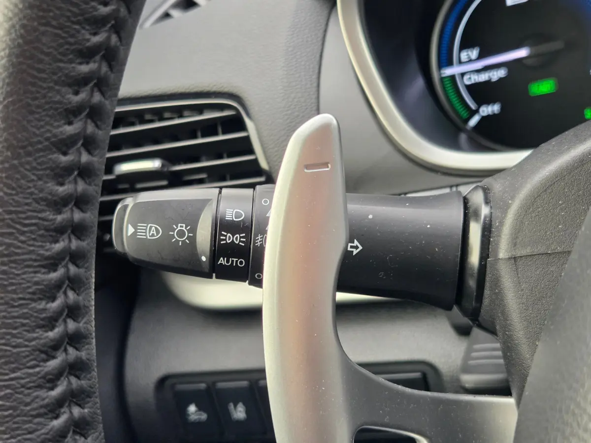 2.4 PHEV Exectutive Adaptive cruise control / apple carplay& android auto / Stoelverwarming voor en achter / stuurverwarming / key less entry/start