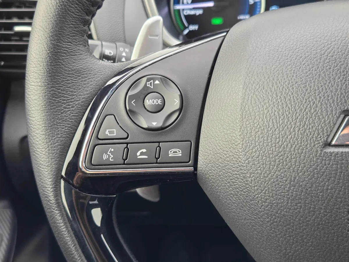 2.4 PHEV Exectutive Adaptive cruise control / apple carplay& android auto / Stoelverwarming voor en achter / stuurverwarming / key less entry/start