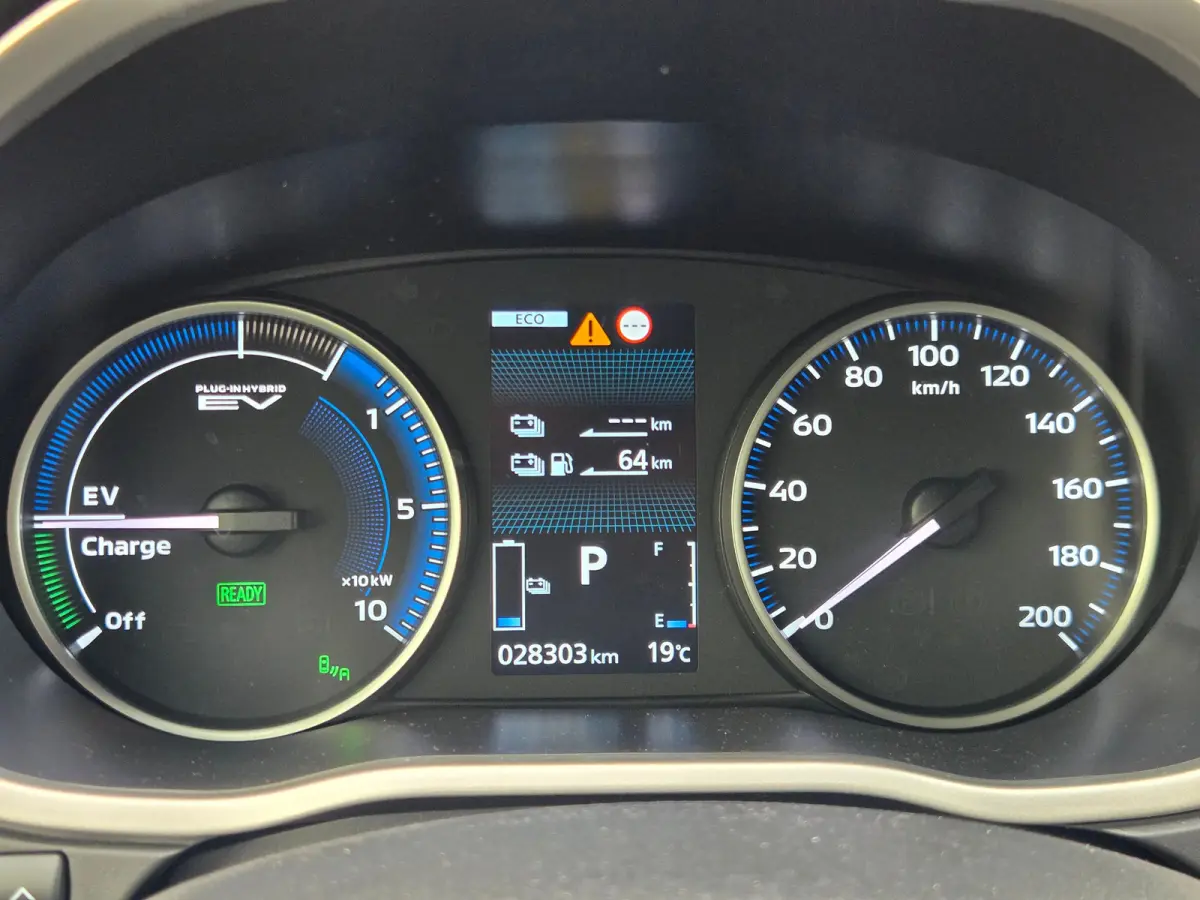 2.4 PHEV Exectutive Adaptive cruise control / apple carplay& android auto / Stoelverwarming voor en achter / stuurverwarming / key less entry/start