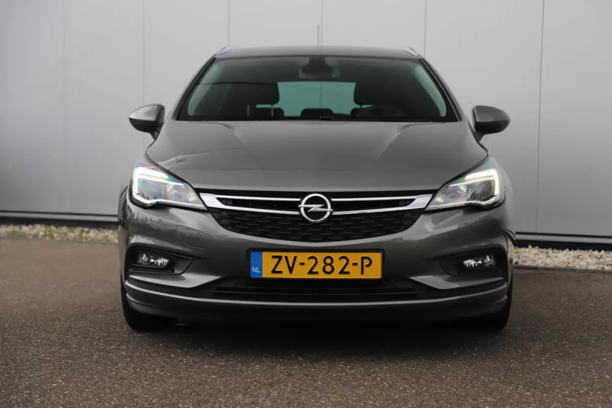 1.0 Turbo 120 Jaar Edition Navigatie Carplay Android Climate Cruise Control LMV Parkeersensor
