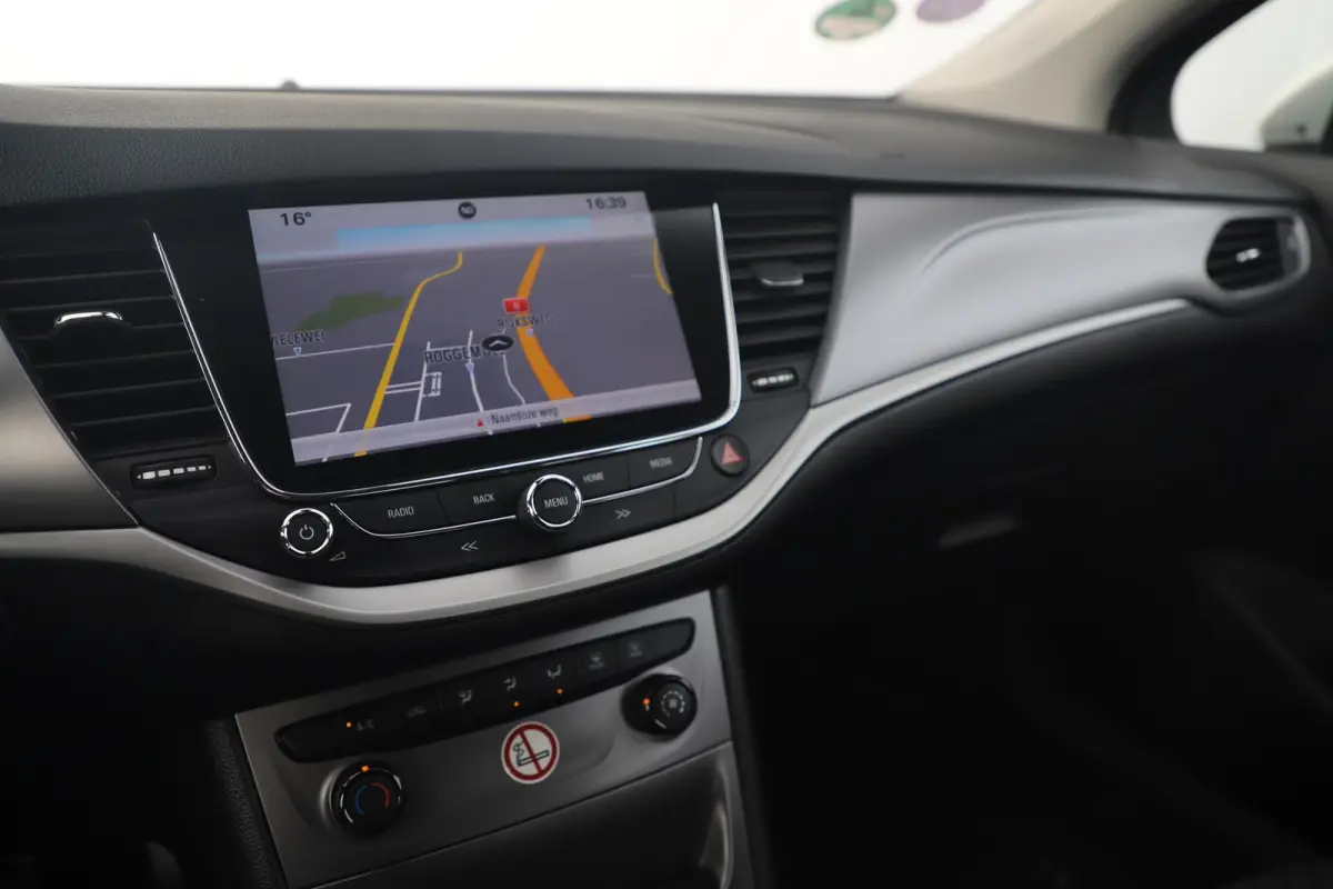 1.0 Online Edition Navigatie Airco Cruise PDC Bluetooth Carplay