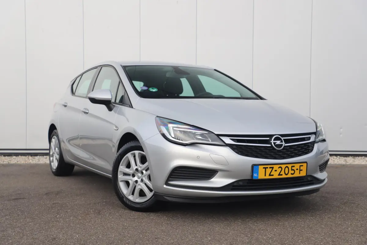 1.0 Online Edition Navigatie Airco Cruise PDC Bluetooth Carplay
