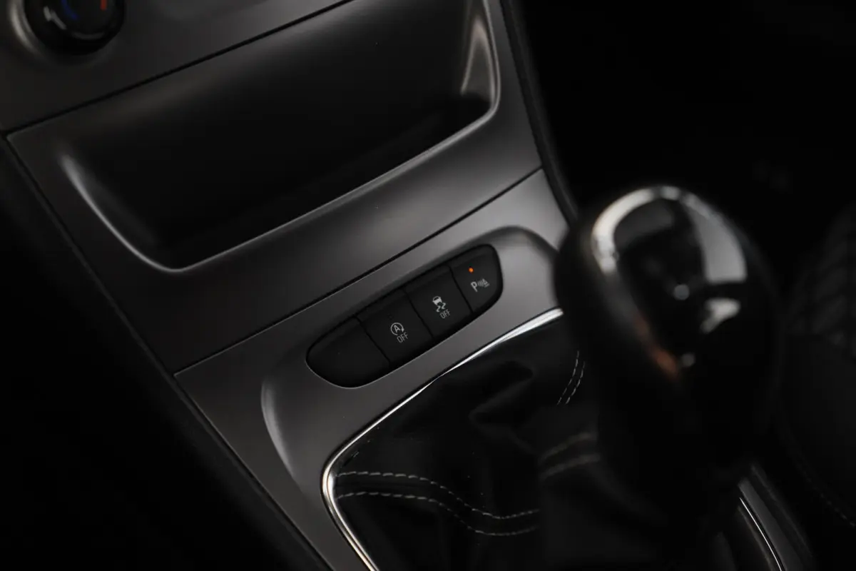 1.0 Online Edition Navigatie Airco Cruise PDC Bluetooth Carplay