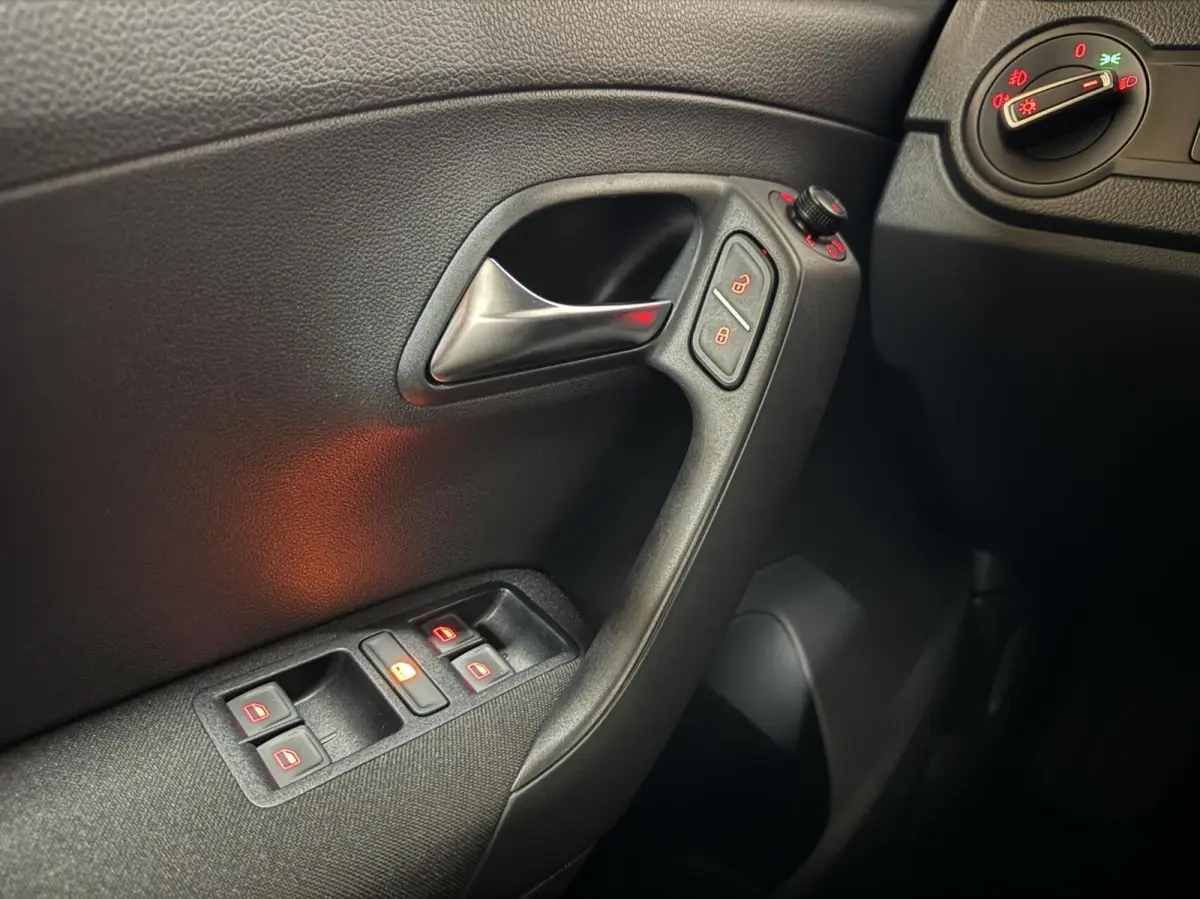 1.0 TSI Airco CarPlay Cruise NAP