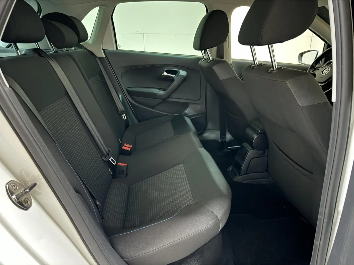 1.0 TSI Airco CarPlay Cruise NAP