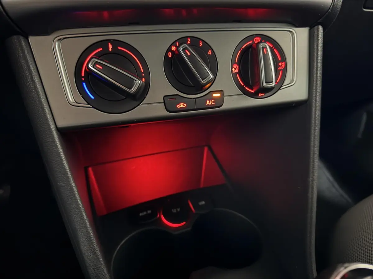 1.0 TSI Airco CarPlay Cruise NAP