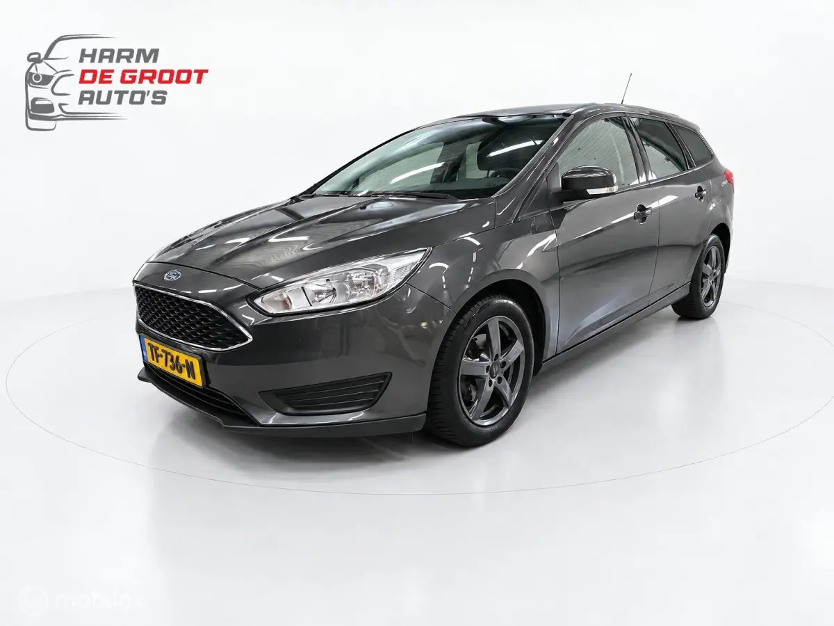 1.0 Ecoboost/Navi/Winter pakket/Rijklaar!