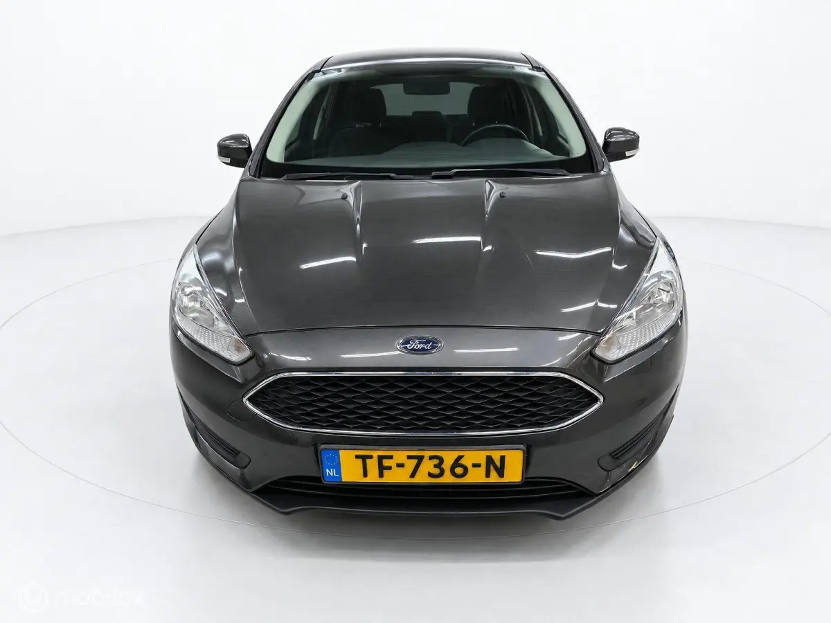 1.0 Ecoboost/Navi/Winter pakket/Rijklaar!