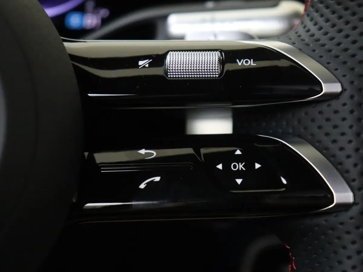 200 Business Solution AMG / Premium-Plus / Achteruitrijcamera / Multibeamled / Headup-Display / Superscreen /
