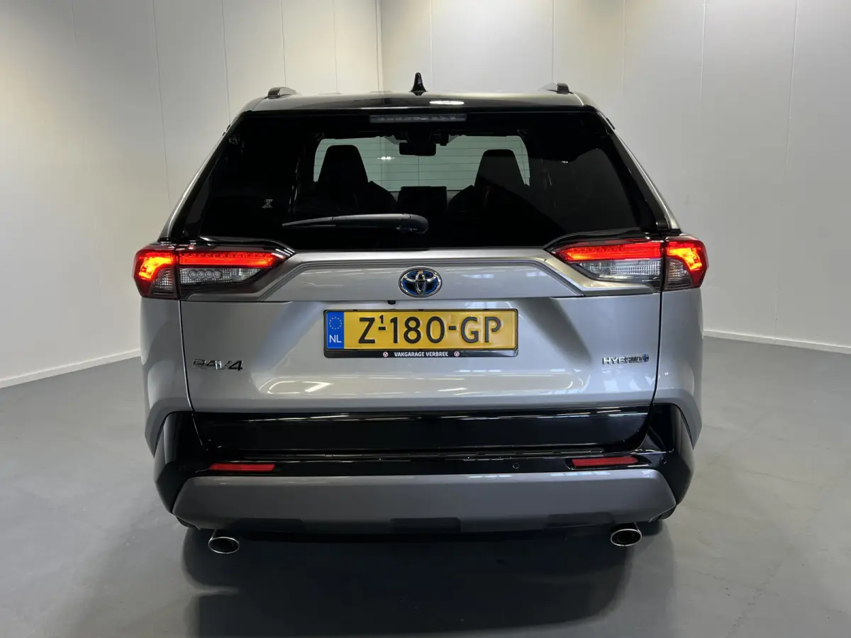 2.5 Hybrid Executive | Navigatie | LM Velgen 18" | Voorstoelen Verwarmd | PDC Voor en Achter | Cruise Control Adaptief | Lederen Bekleding |