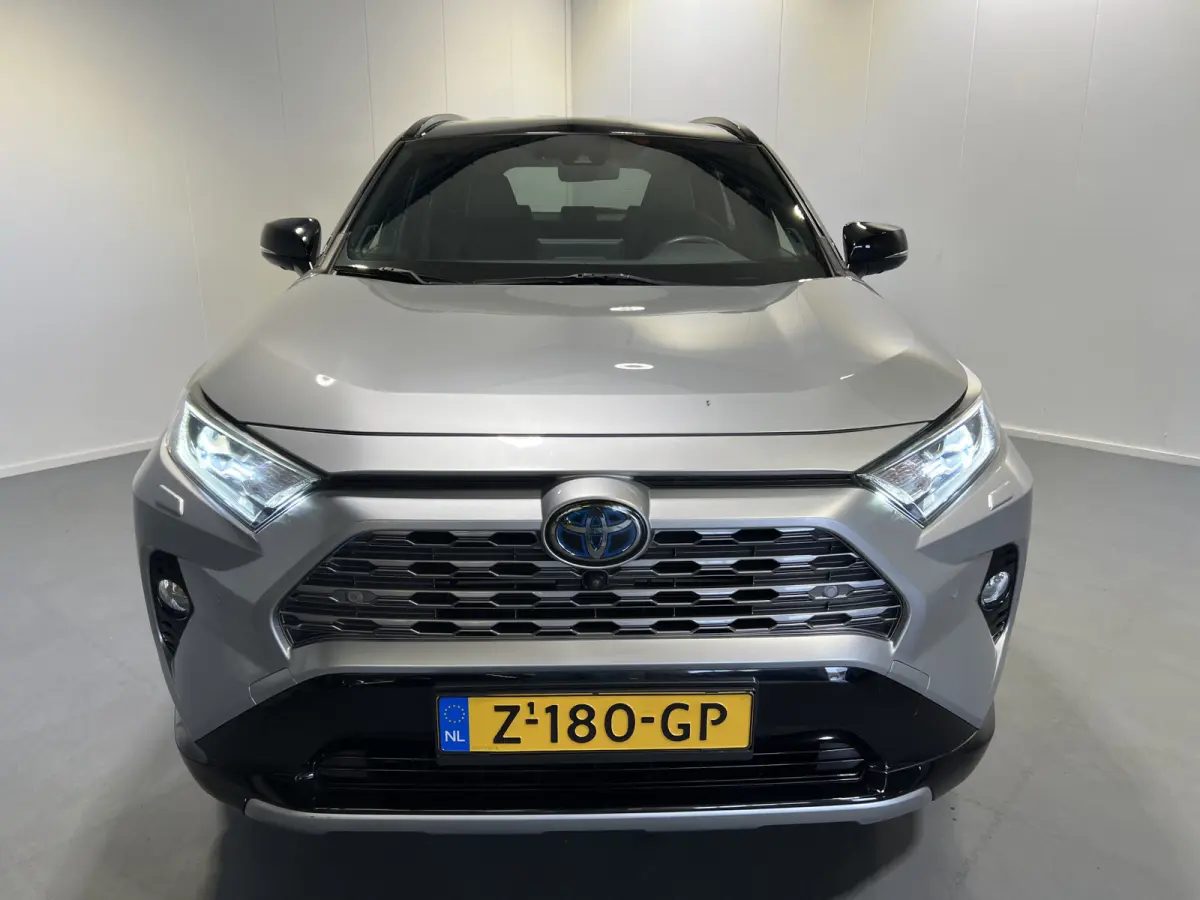 2.5 Hybrid Executive | Navigatie | LM Velgen 18" | Voorstoelen Verwarmd | PDC Voor en Achter | Cruise Control Adaptief | Lederen Bekleding |