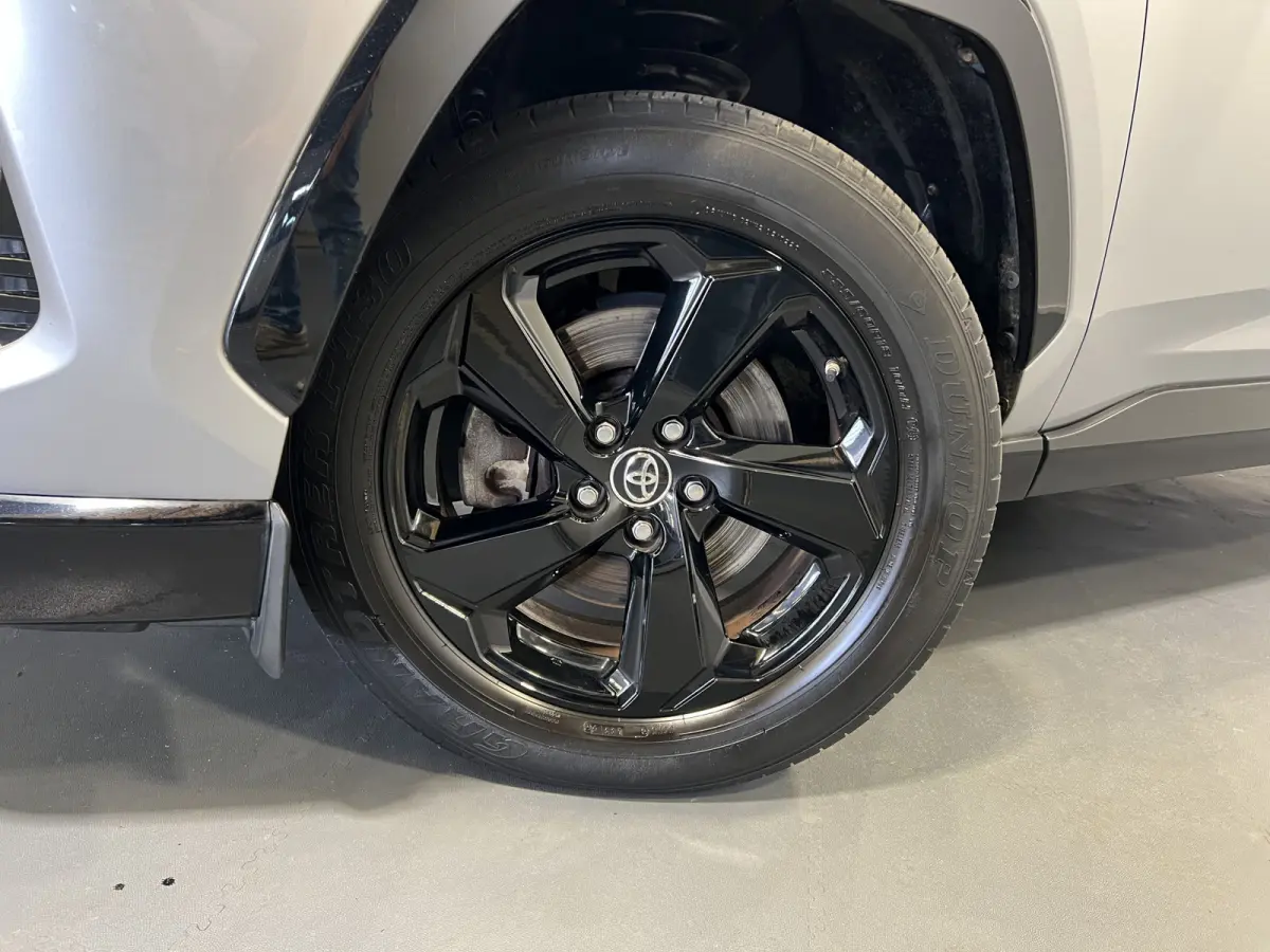 2.5 Hybrid Executive | Navigatie | LM Velgen 18" | Voorstoelen Verwarmd | PDC Voor en Achter | Cruise Control Adaptief | Lederen Bekleding |