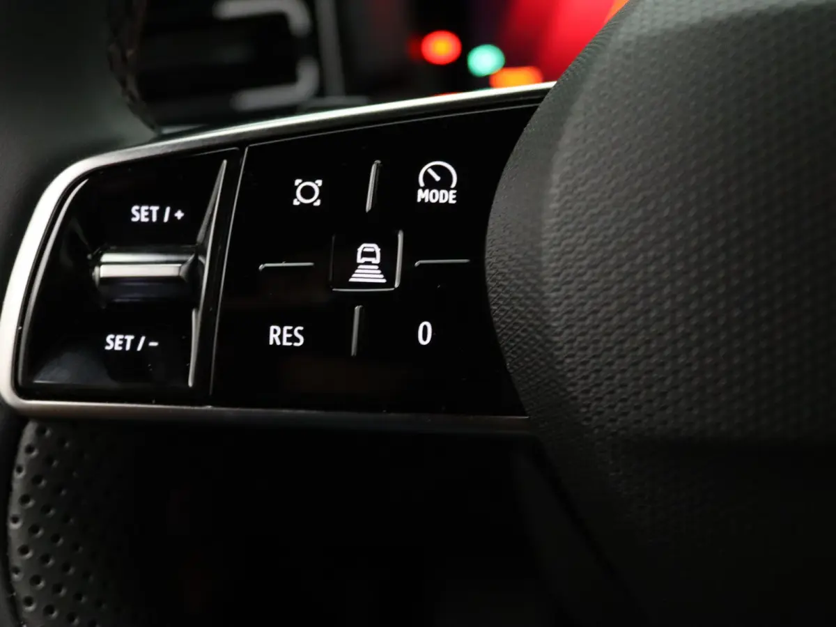 Iconic comfort range 52 kWh "Signature Stam" Apple Carplay/Android Auto | Climate