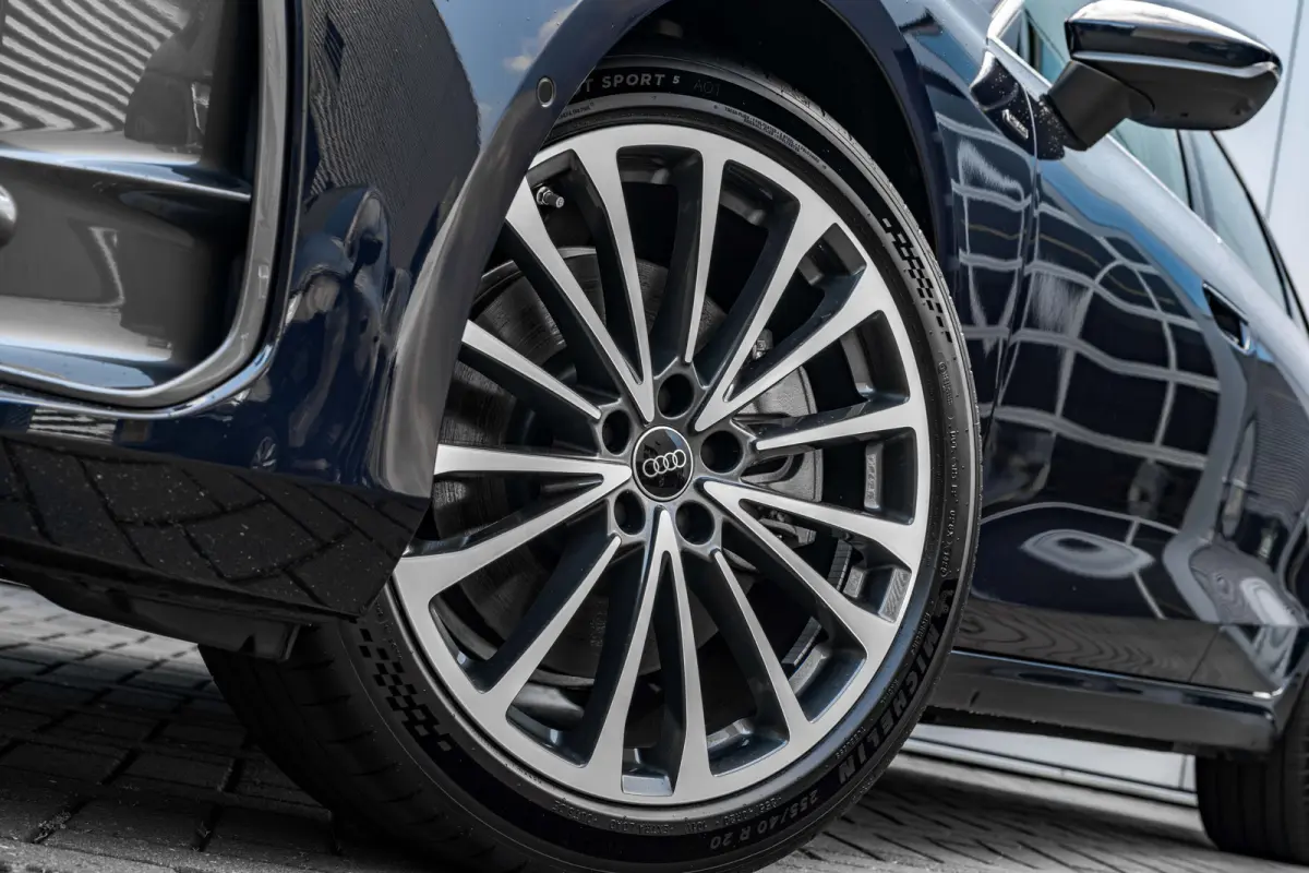 Advanced edition 2.0 e-hybrid 299 pk | Adaptive cruise control | Airconditioning 4-zones | Audi sound system
