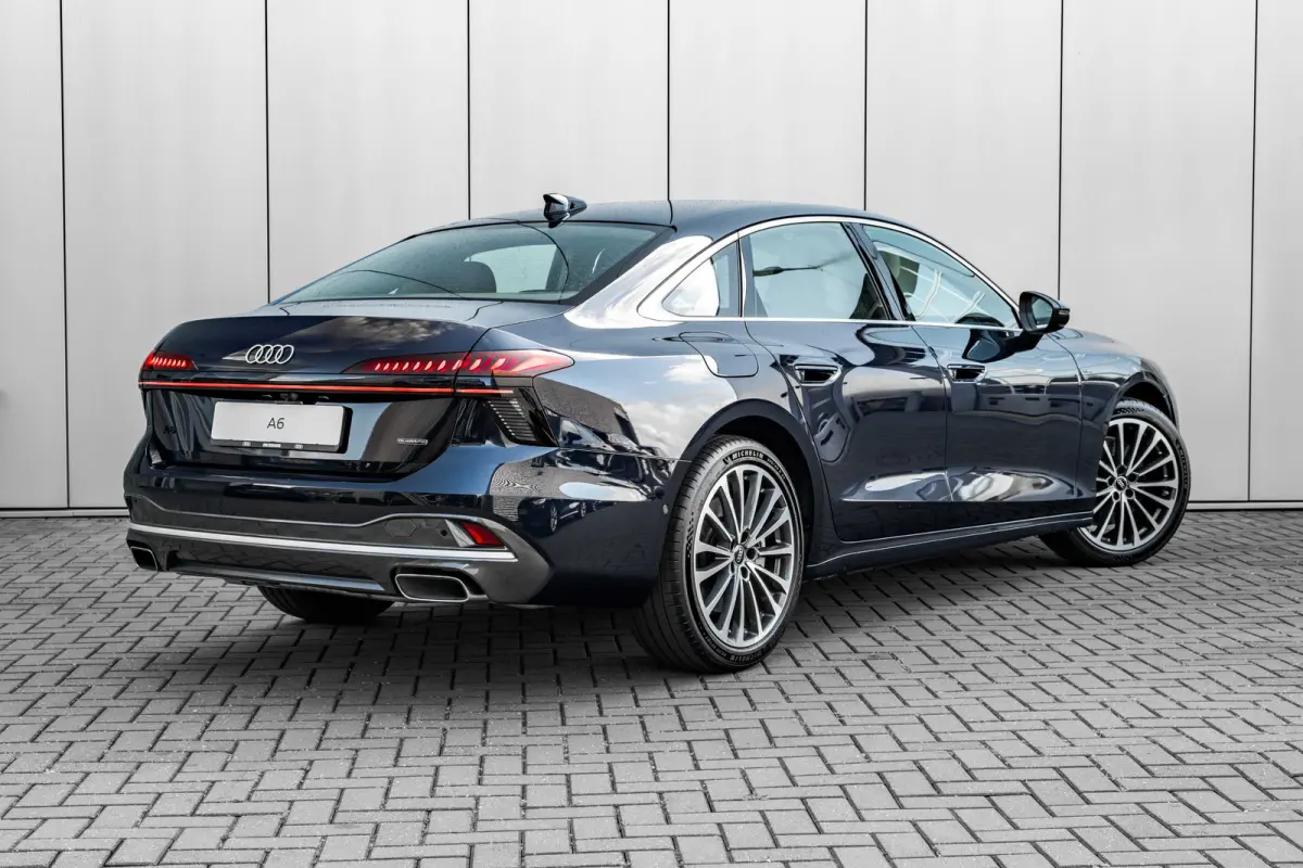 Advanced edition 2.0 e-hybrid 299 pk | Adaptive cruise control | Airconditioning 4-zones | Audi sound system