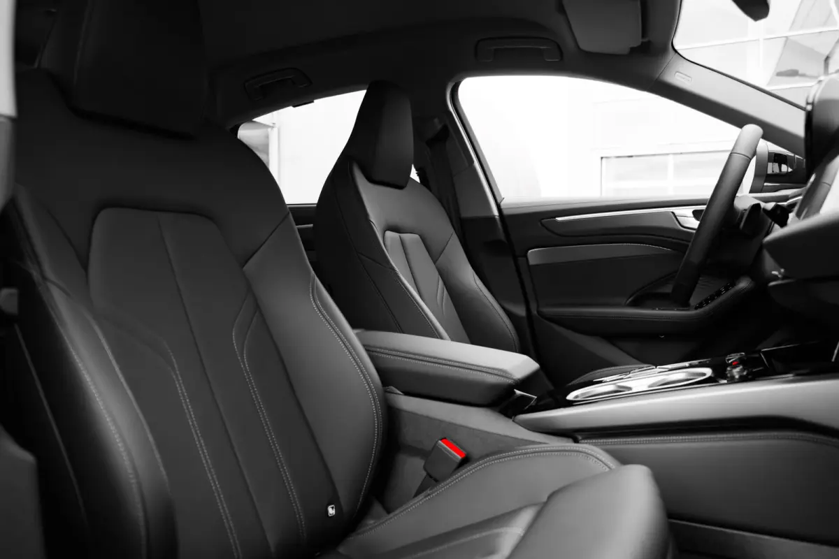 Advanced edition 2.0 e-hybrid 299 pk | Adaptive cruise control | Airconditioning 4-zones | Audi sound system