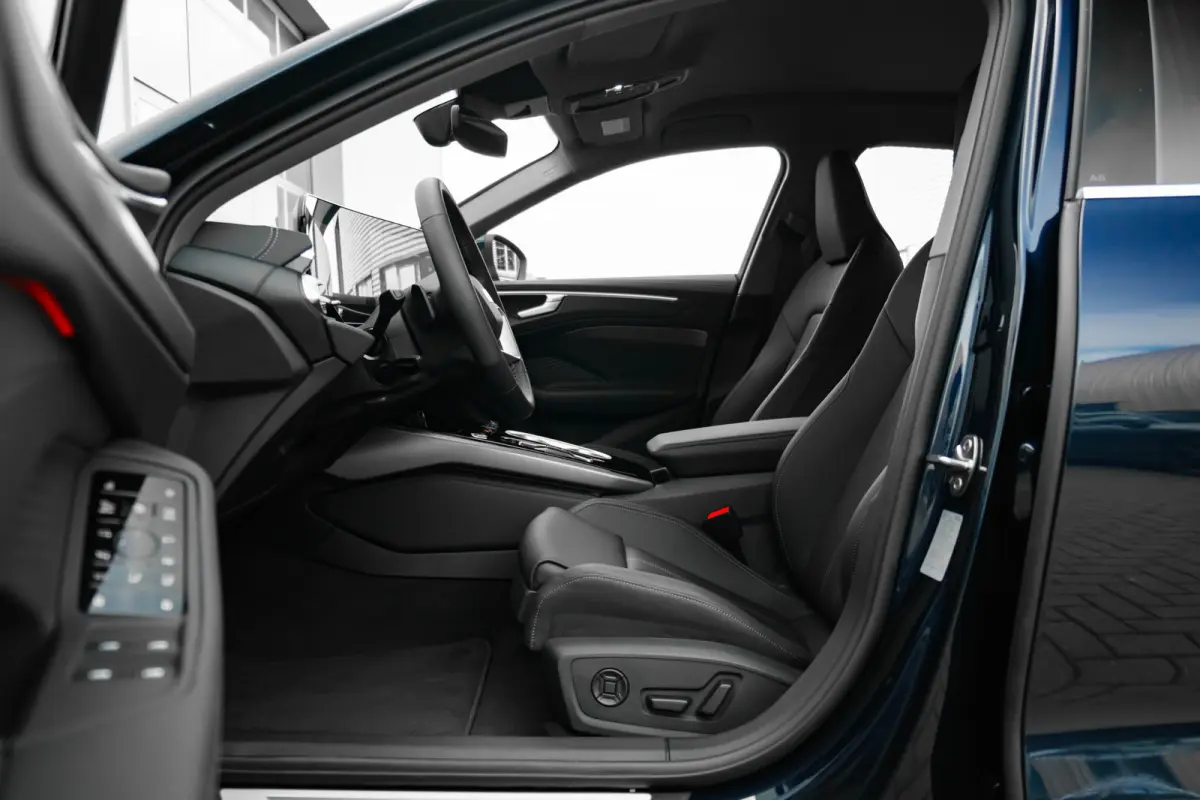 Advanced edition 2.0 e-hybrid 299 pk | Adaptive cruise control | Airconditioning 4-zones | Audi sound system