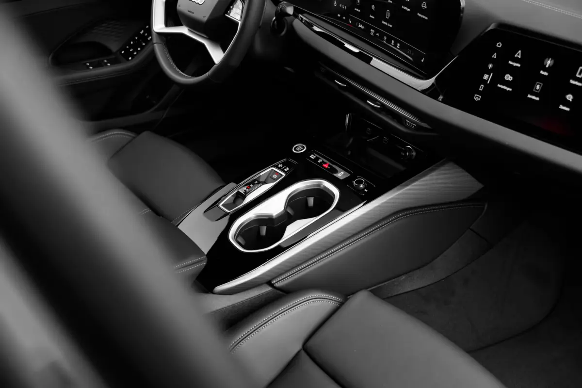 Advanced edition 2.0 e-hybrid 299 pk | Adaptive cruise control | Airconditioning 4-zones | Audi sound system