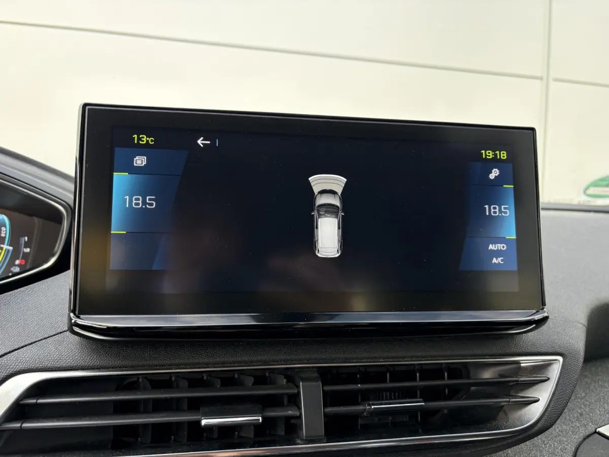 1.6 HYbrid 225 Blue Lease Allure | Stoelverwarming | Camera | Navigatie | Apple Carplay/Android Auto