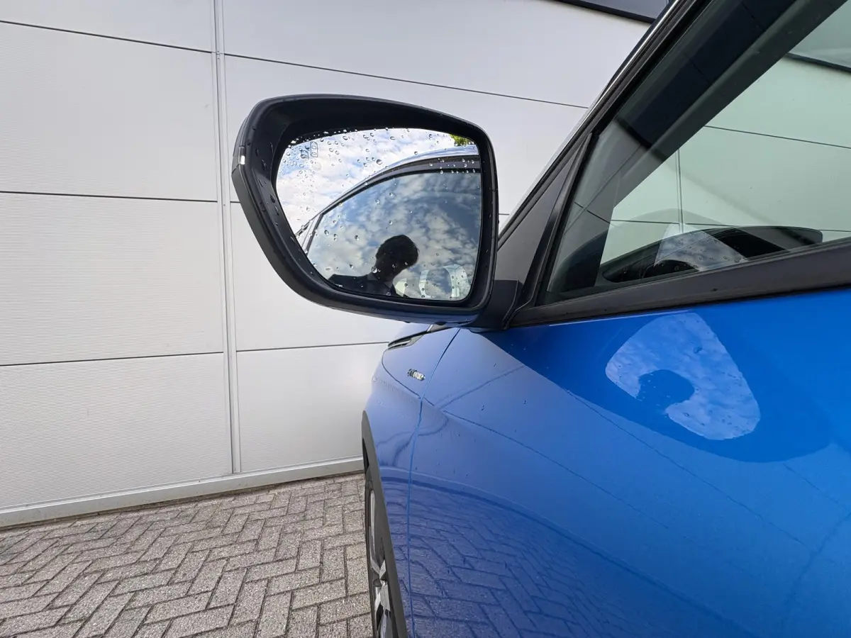 1.6 HYbrid 225 Blue Lease Allure | Stoelverwarming | Camera | Navigatie | Apple Carplay/Android Auto