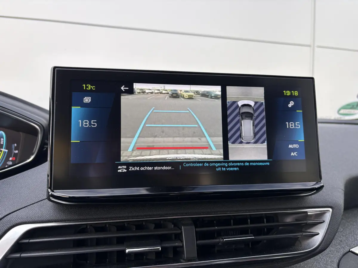 1.6 HYbrid 225 Blue Lease Allure | Stoelverwarming | Camera | Navigatie | Apple Carplay/Android Auto