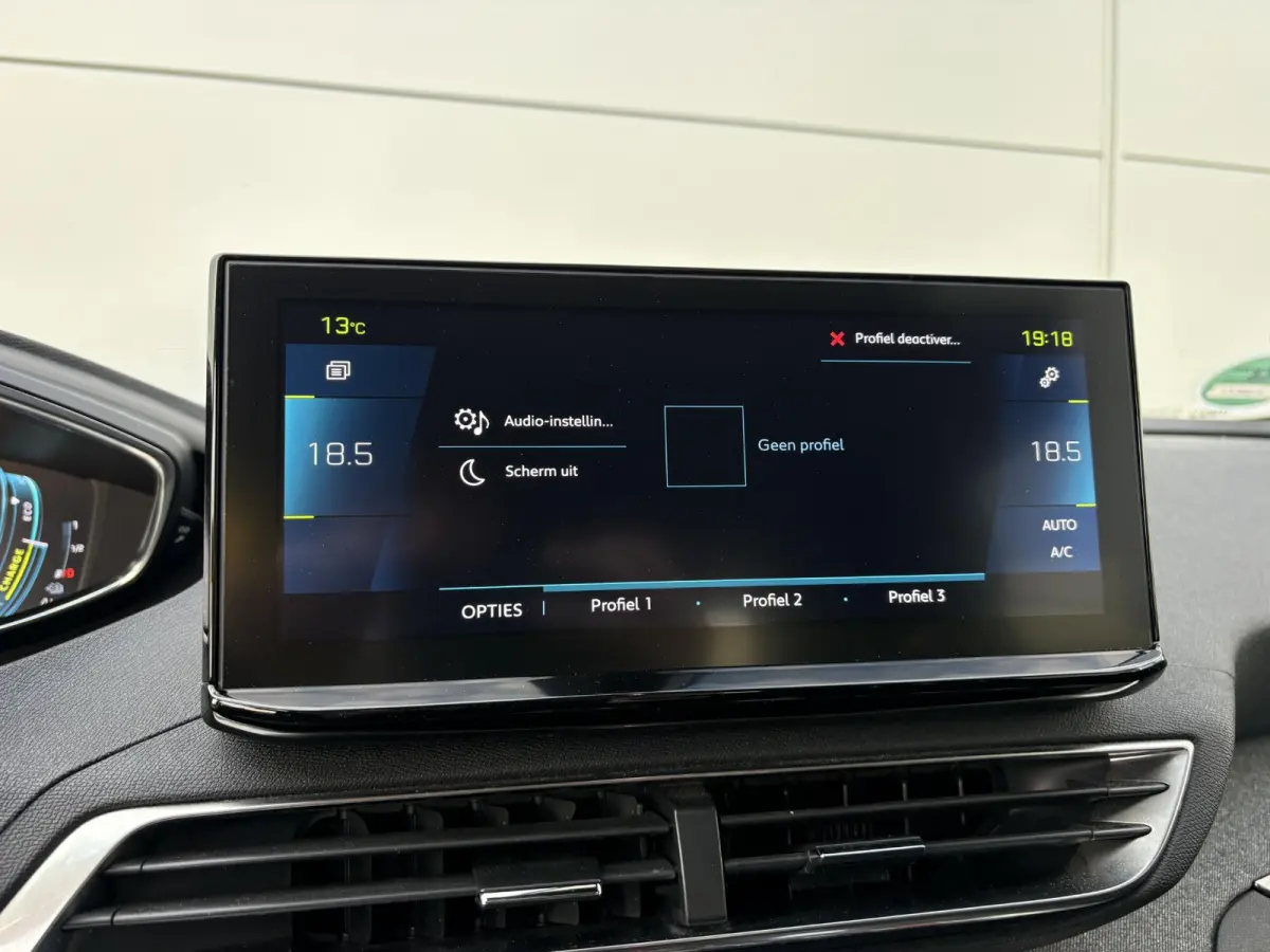 1.6 HYbrid 225 Blue Lease Allure | Stoelverwarming | Camera | Navigatie | Apple Carplay/Android Auto