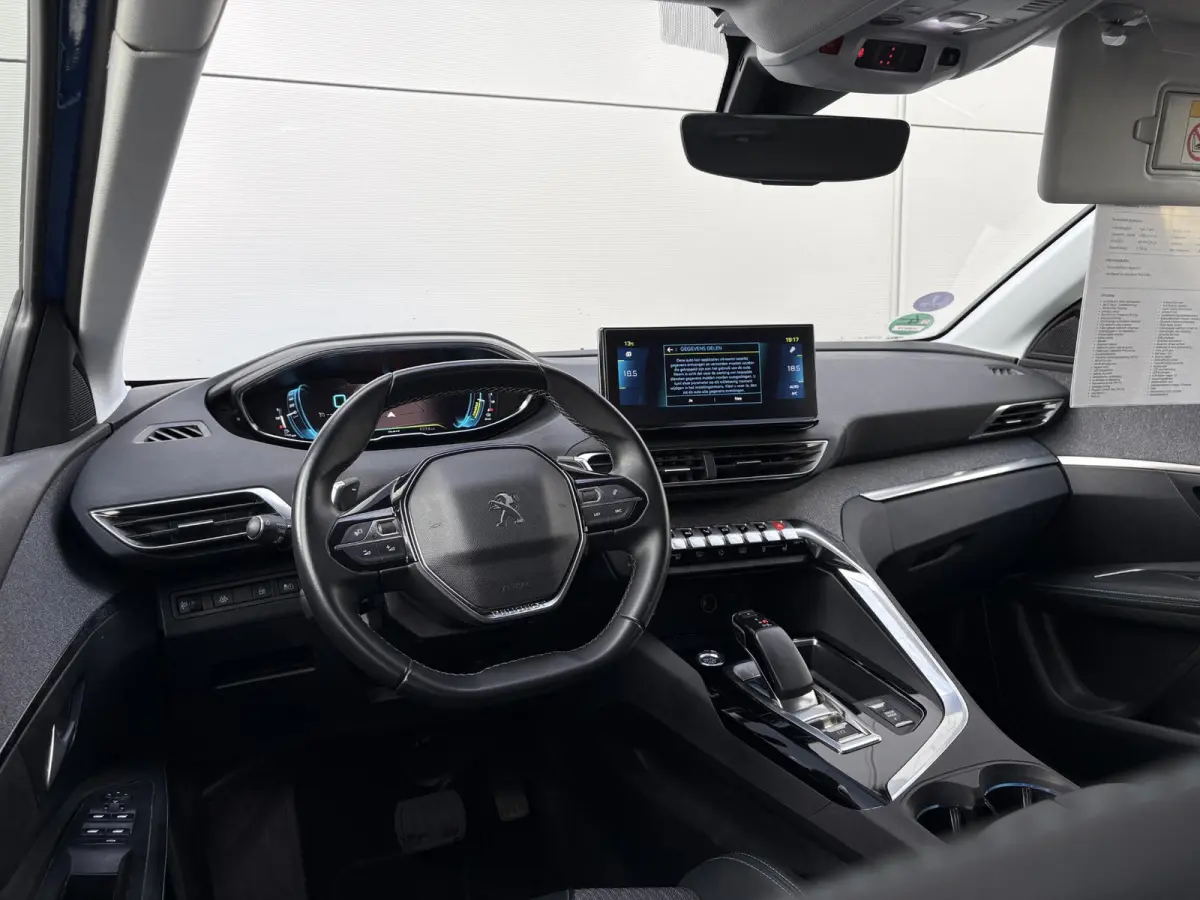 1.6 HYbrid 225 Blue Lease Allure | Stoelverwarming | Camera | Navigatie | Apple Carplay/Android Auto