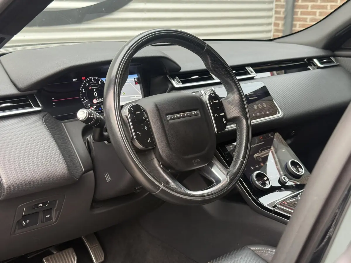 2.0 P300 Turbo AWD R-Dynamic HSE Pano|Navi|Carplay|Clima|Cruise|360 Camera|Meridian Sound|Leder|Side Steps|Nieuwe APK bij Aflevering