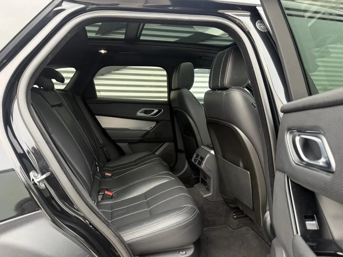 2.0 P300 Turbo AWD R-Dynamic HSE Pano|Navi|Carplay|Clima|Cruise|360 Camera|Meridian Sound|Leder|Side Steps|Nieuwe APK bij Aflevering