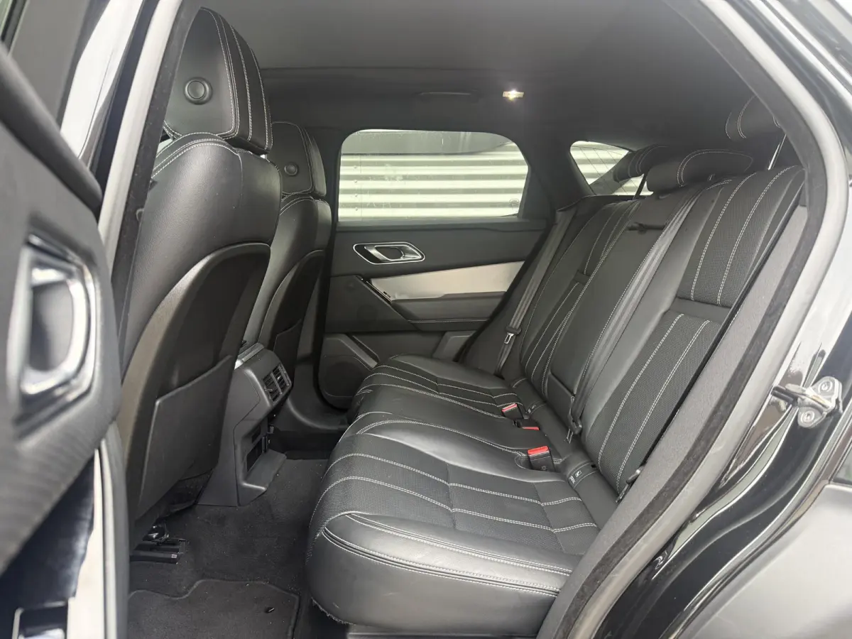 2.0 P300 Turbo AWD R-Dynamic HSE Pano|Navi|Carplay|Clima|Cruise|360 Camera|Meridian Sound|Leder|Side Steps|Nieuwe APK bij Aflevering
