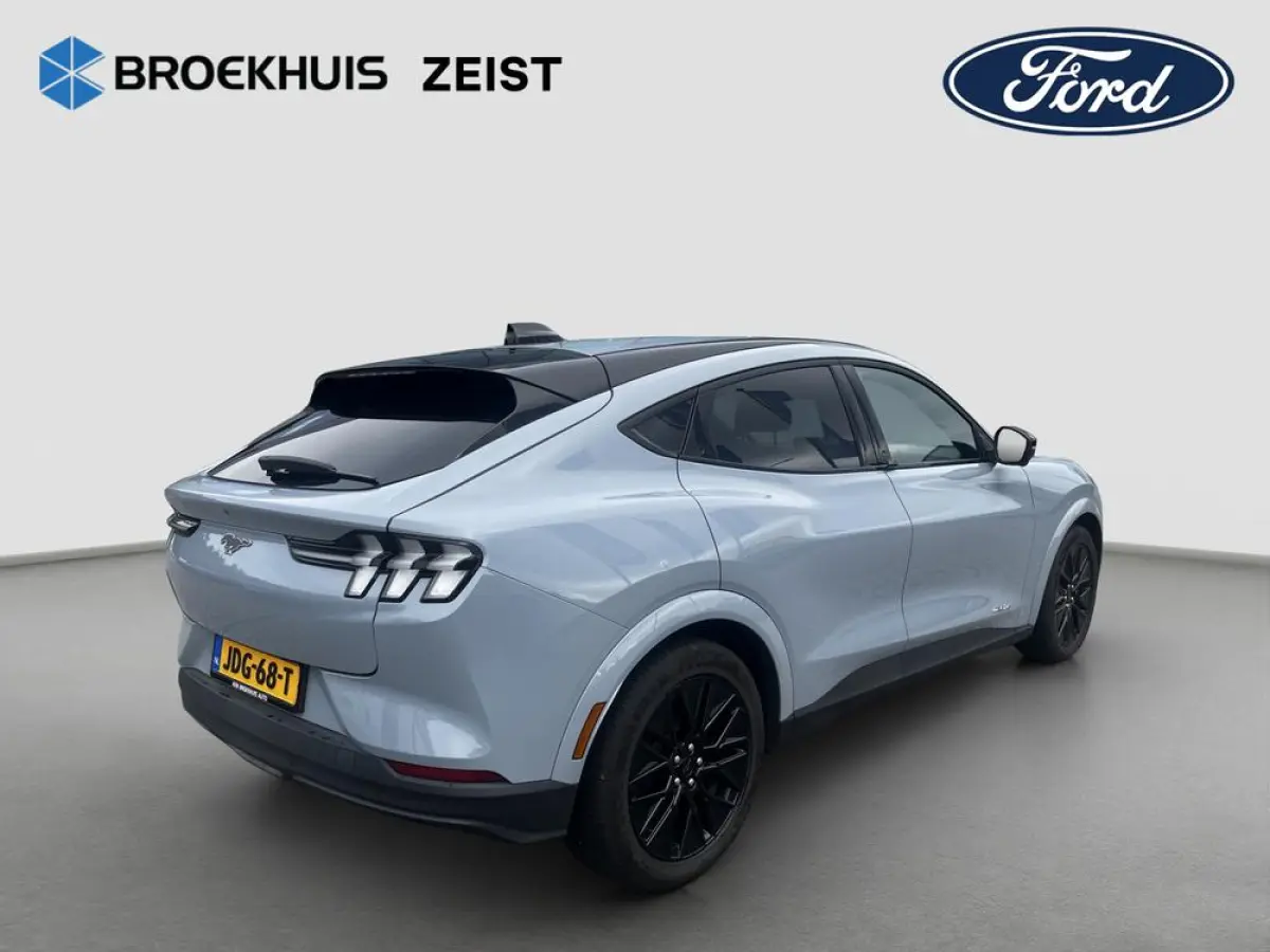 Extended Premium RWD 88 kWh | Nieuw model | Extended range | BTW auto | NL Auto