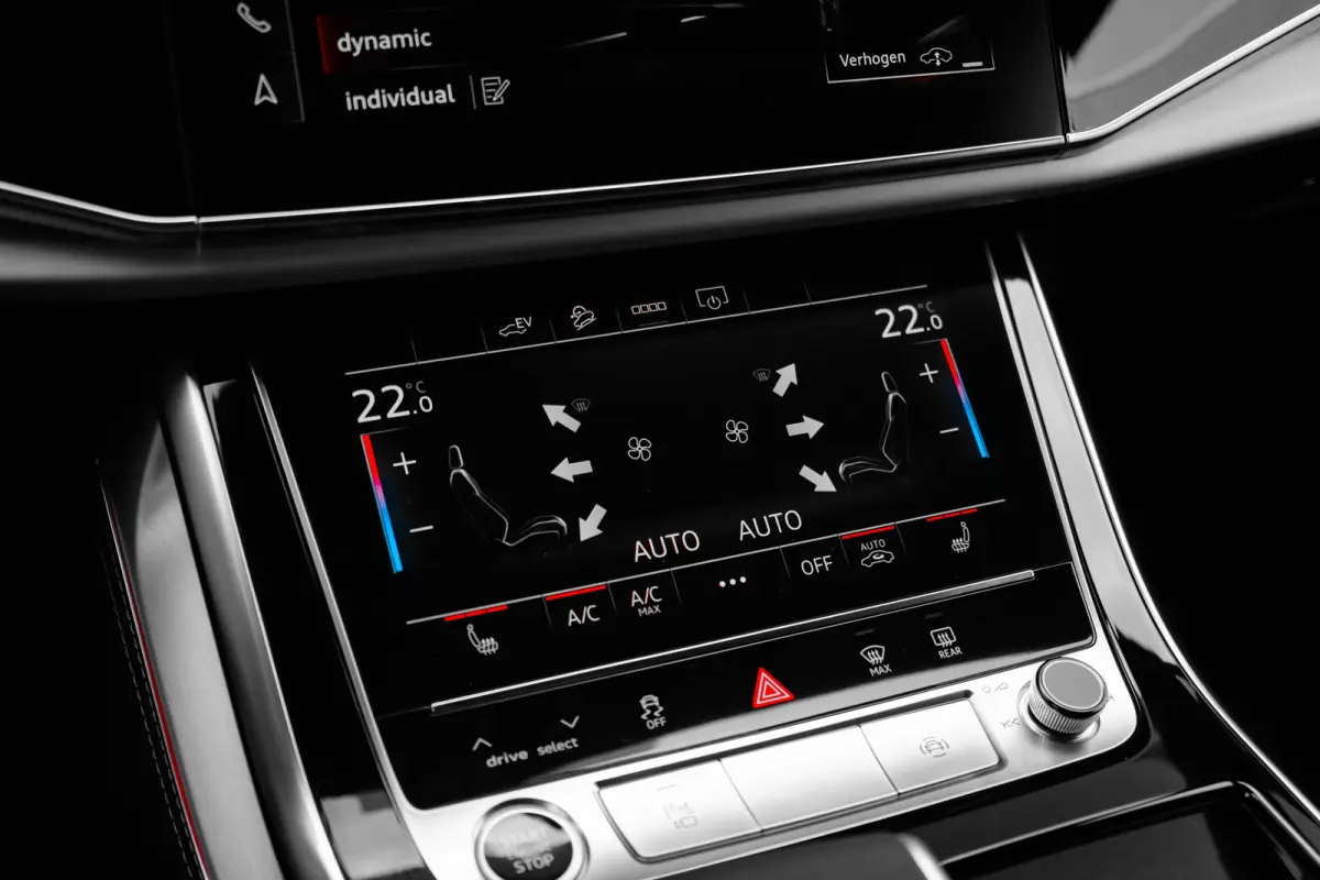 55 TFSI e quattro Pro Line S 394PK | | Leder valcona met S-logo | Panoramadak | Achterbank plus | Privacy glas | Stuurverwarming