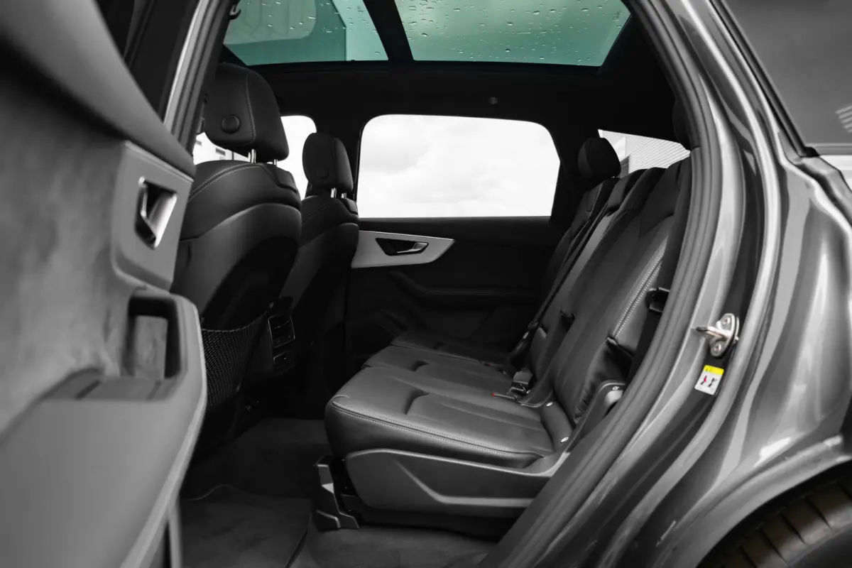 55 TFSI e quattro Pro Line S 394PK | | Leder valcona met S-logo | Panoramadak | Achterbank plus | Privacy glas | Stuurverwarming