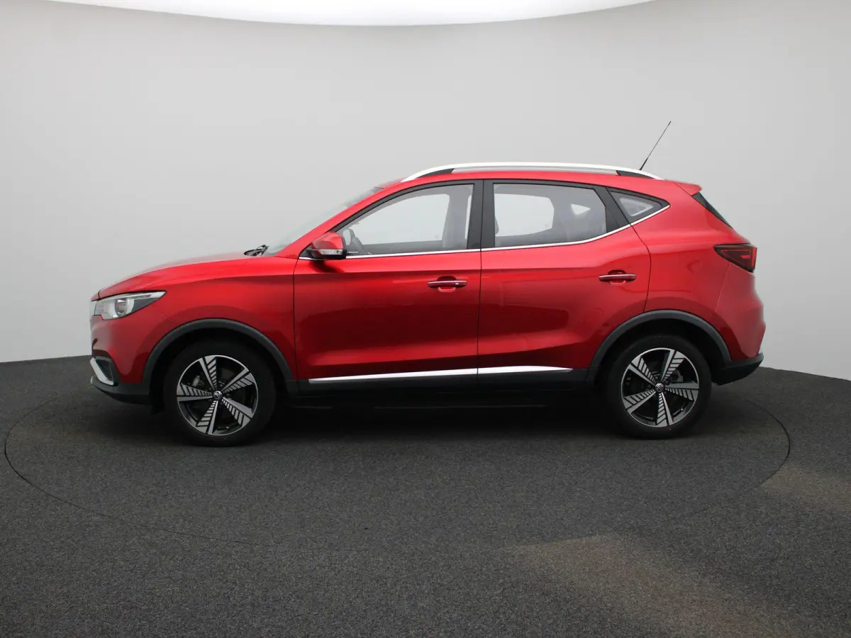 MG Luxury 45 kWh | Automaat | Panoramadak | Leder | Navigatie | Airco | Achteruitrijcamera | Apple Carplay / Android Auto | Stoelverwarming | Lichtmetalen Velgen |