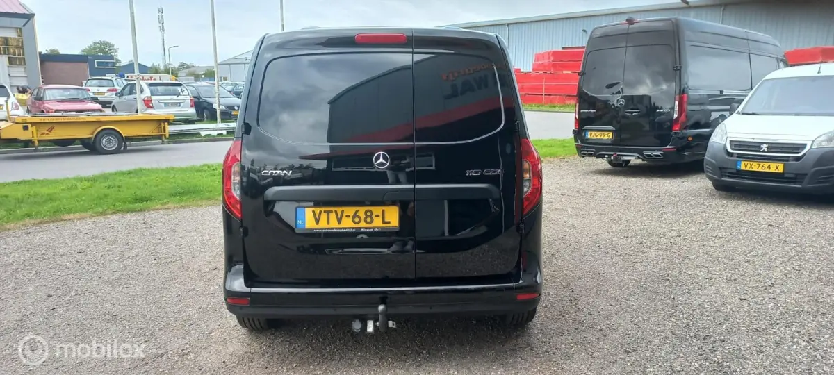 bestel 110 CDI L1/CLIMATECONTROL/NAVIGATIE/3ZITS