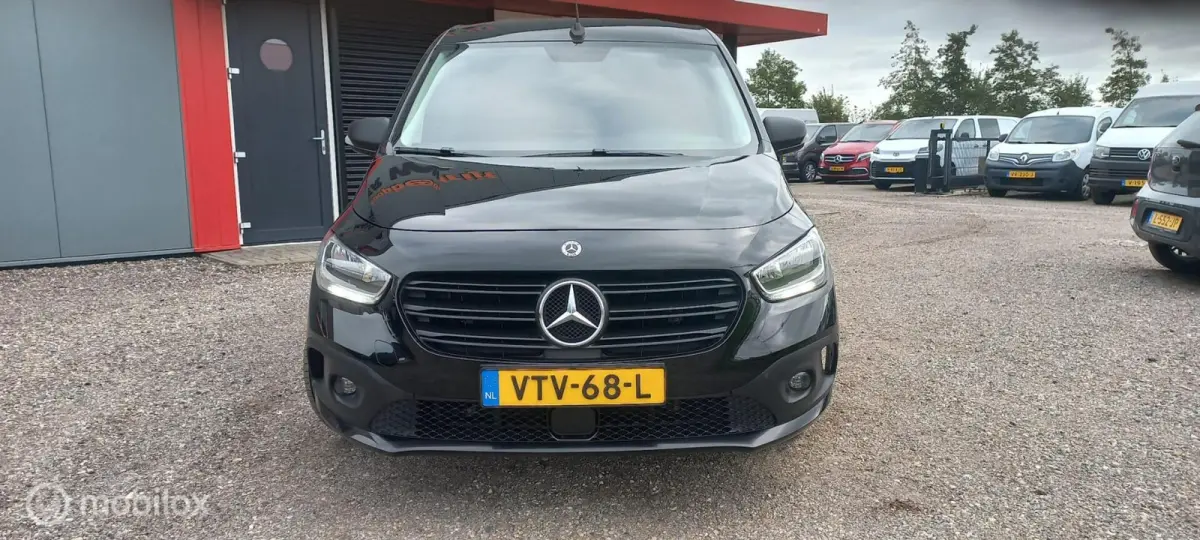 bestel 110 CDI L1/CLIMATECONTROL/NAVIGATIE/3ZITS
