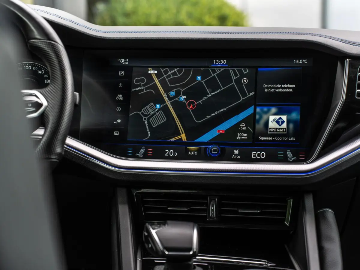 3.0 TSI eHybrid R-Line|PANO|MASSAGE|HUD