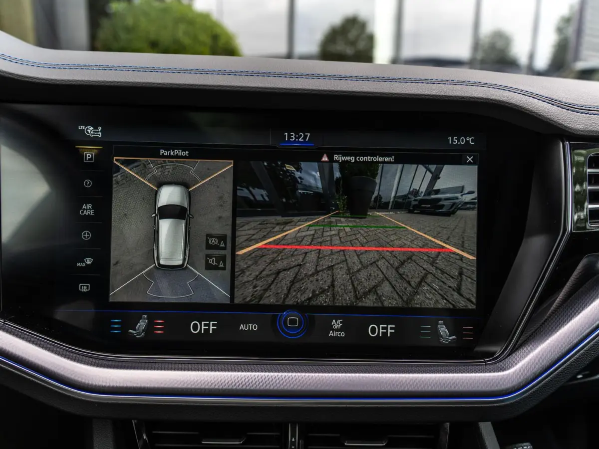 3.0 TSI eHybrid R-Line|PANO|MASSAGE|HUD